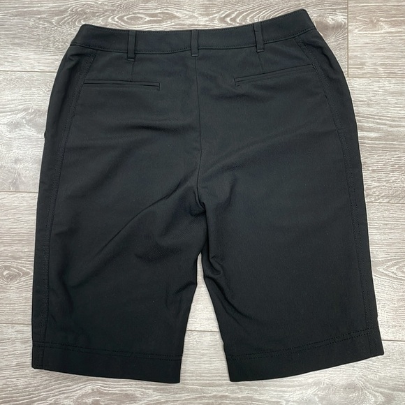Annika Cutter & Buck Black Golf Shorts 6 - Picture 11 of 12